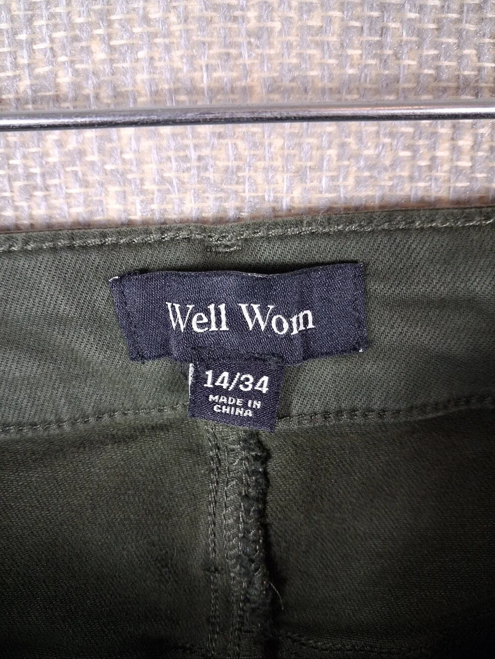 Well Worn Tencel Blend High-Rise Straight Leg Cargo Pants Olive Green Size 14/34